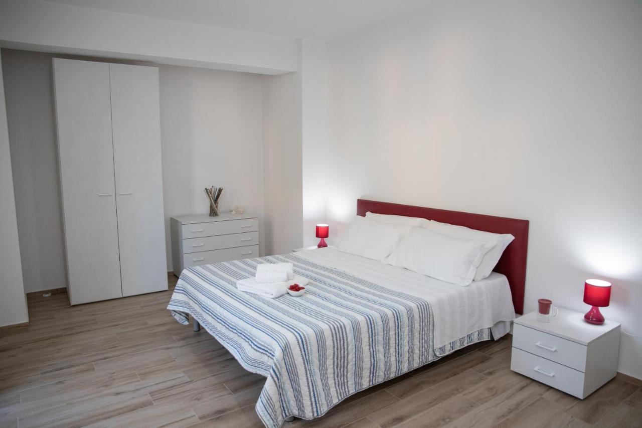 Casa Malaga Apartment Marina di Ragusa Exterior photo